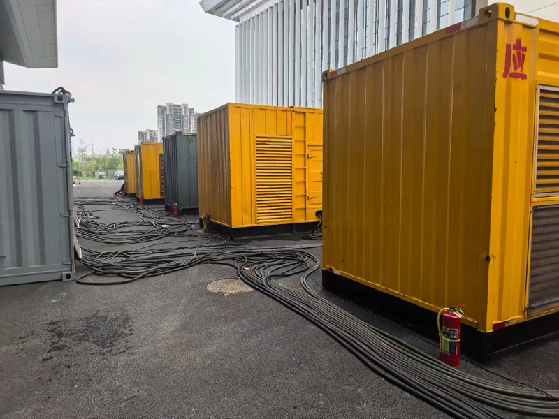 郊区不同季节柴油发电机组保养有哪些注意事项?