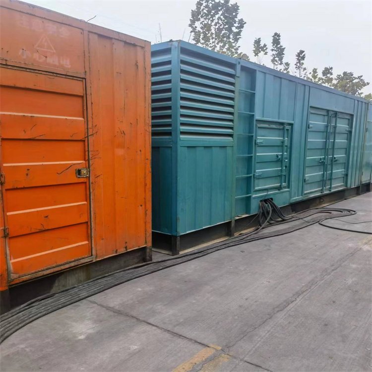 郊区如何选择适合 600kW 柴油发电机组的热继电器？
